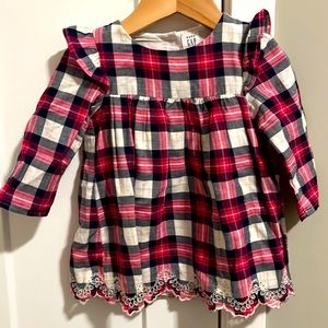 Gap plaid ruffle/lace trim dress